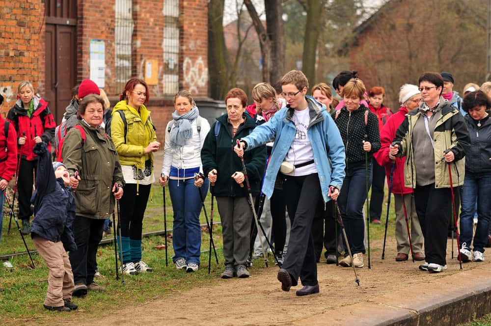 2.Pocztkujcy_mieli_okazj_pozna_NW_od_podstaw_pod_okiem_instruktorw-_fot.C.szczak