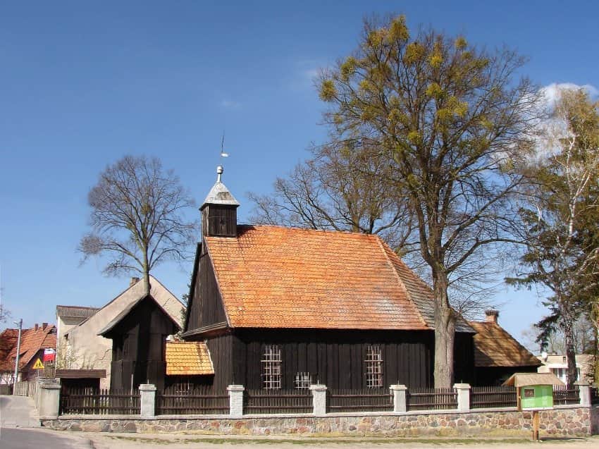 Kościół w Rejowcu na zewnątrz 