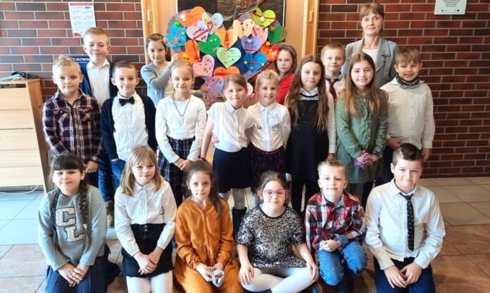 Światowy dzien chorego Dzieci biorące udział w Światowy Dniu Chorego