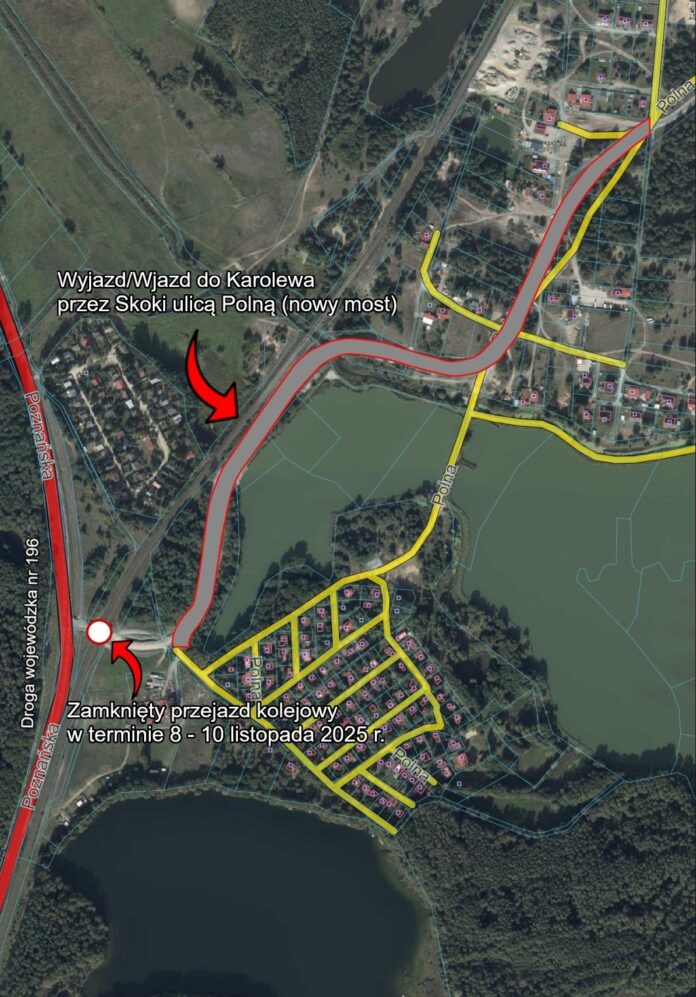 Przejaz kolejowy w Karolewie zamknięty