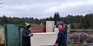 Wymiana elektroodpadów na choinki w Skokach