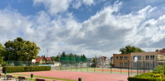 Kompleks sportowy przy skockiej podstawówce do przebudowy